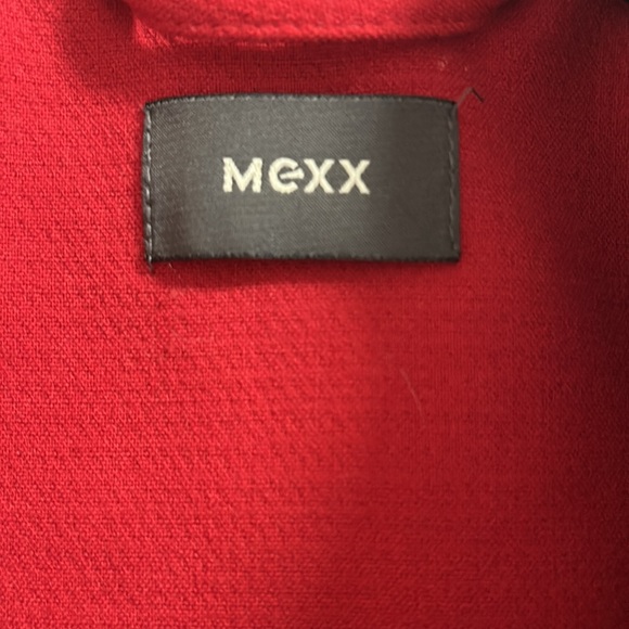 Woman’s red pea jacket small - Picture 4 of 4